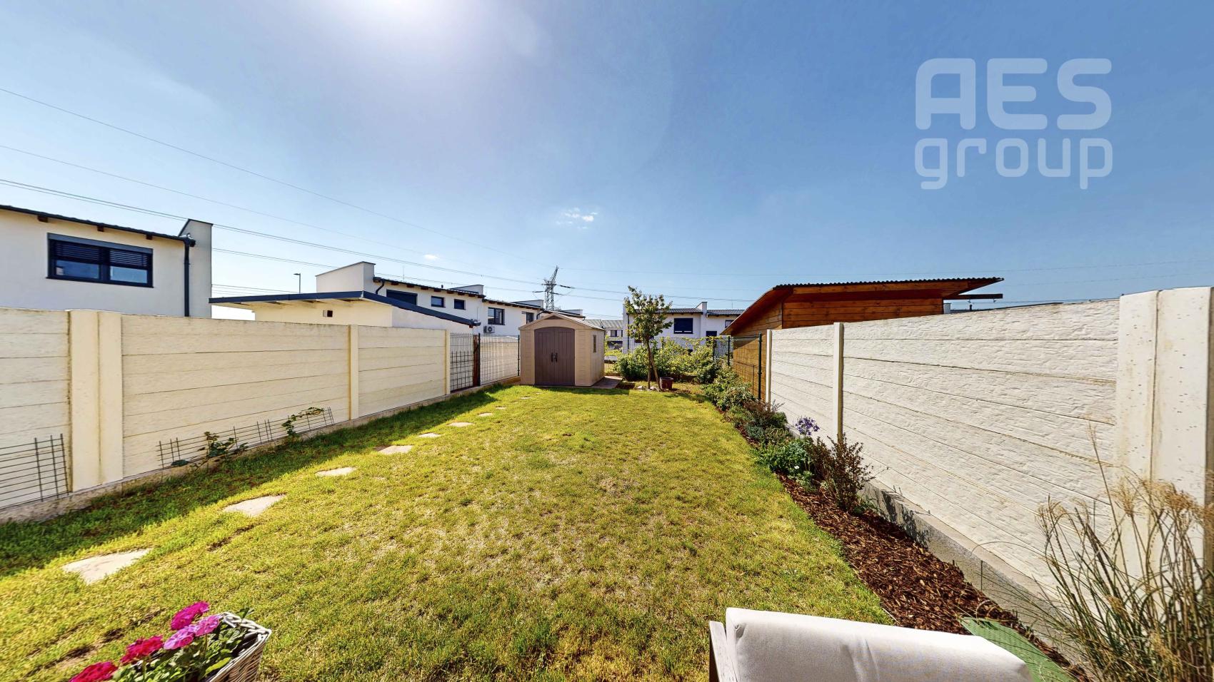 PREDAJ, 3i mezonetový byt v novostavbe s predzáhradkou, ul. Obuvnícka, Stupava