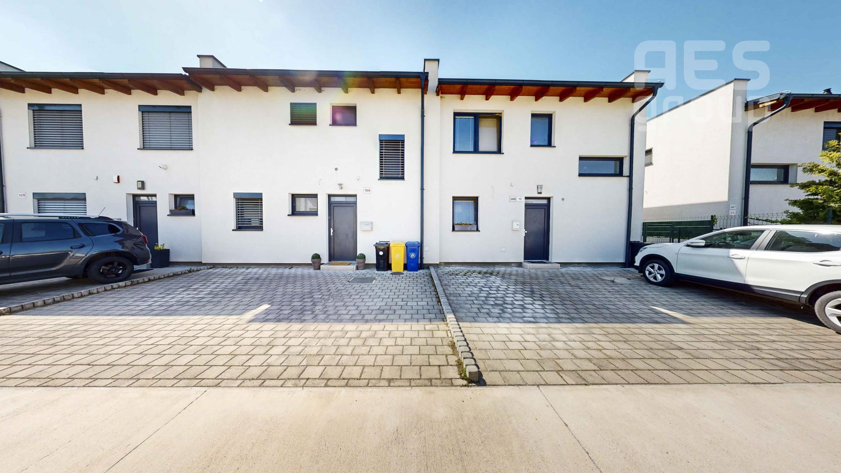 PREDAJ, 3i mezonetový byt v novostavbe s predzáhradkou, ul. Obuvnícka, Stupava