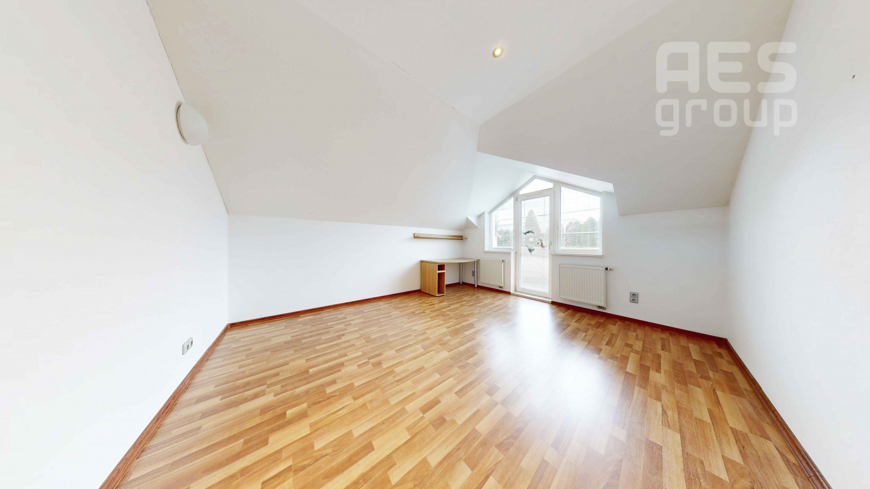 PREDAJ, 5i rodinný dom s dvojgarážovú, ul. Juračkova, Stupava