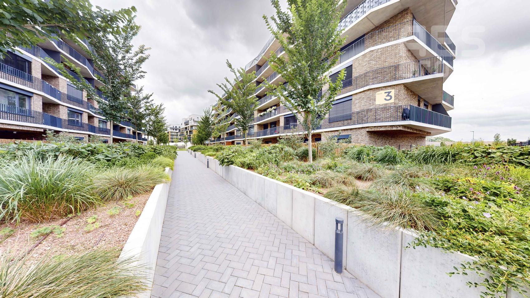 PRENÁJOM, NOVOSTAVBA, 2 izbový byt s veľkou terasou + parkovacie státie, Projekt Slnečnice, ul. Fialová, Bratislava - Petržalka