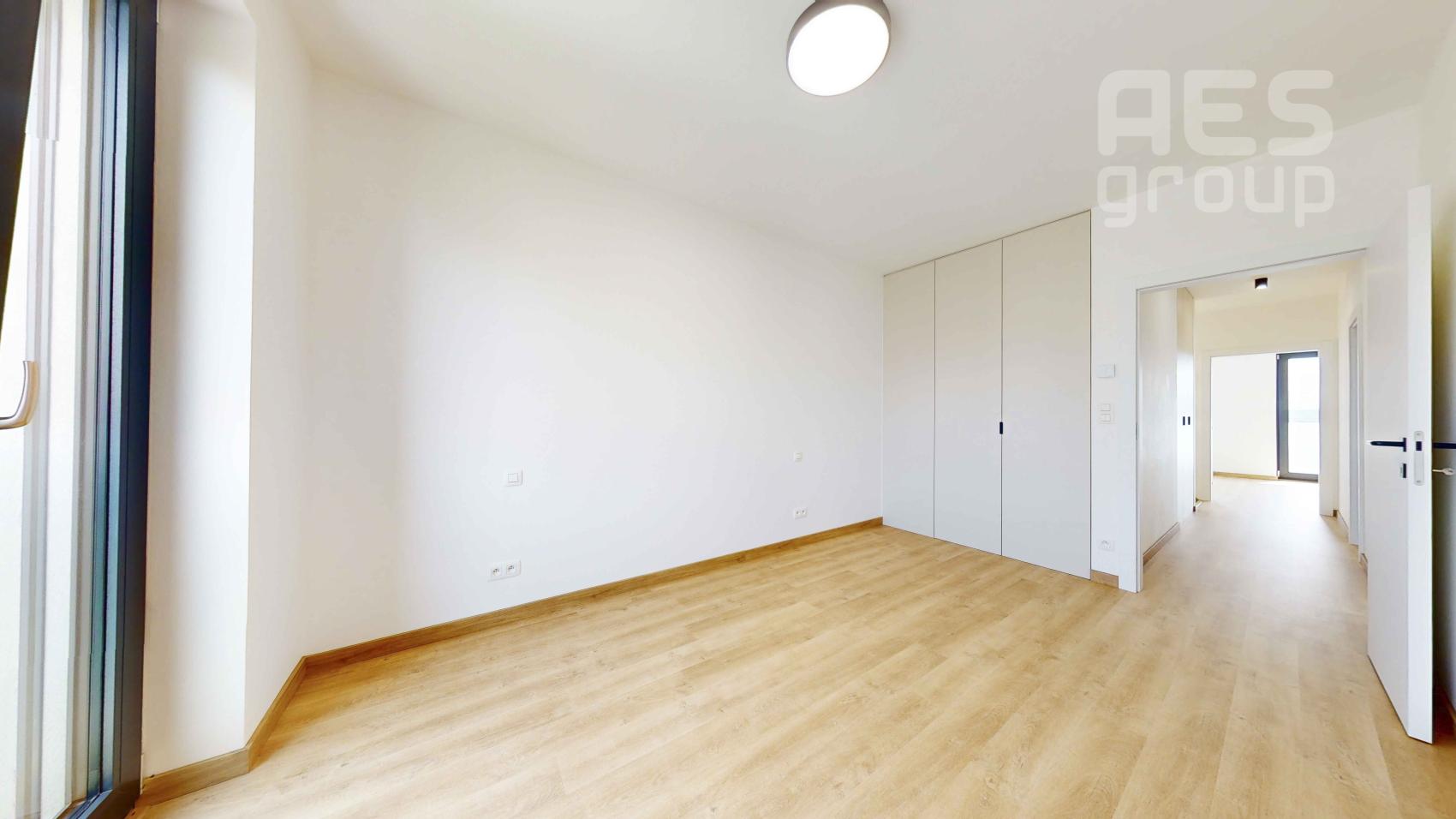 PRENÁJOM, NOVOSTAVBA, 4i mezonetový byt v dvojdome s predzáhradkou, ul. Bazová, Stupava