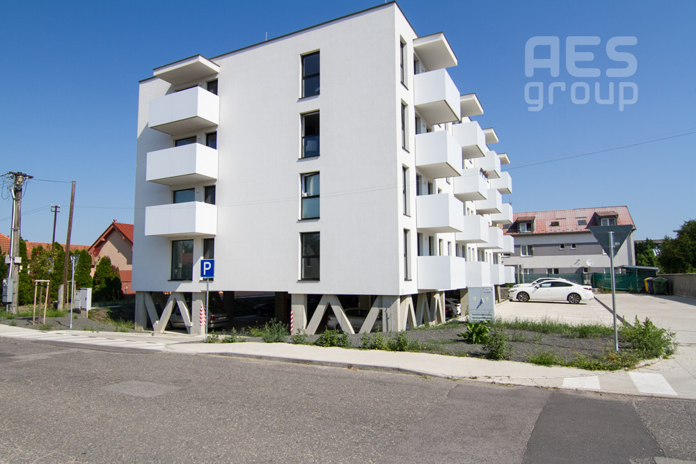 PRENÁJOM, GARÁŽOVÉ STÁTIE, NOVOSTAVBA NUEVO, DLHÁ, STUPAVA