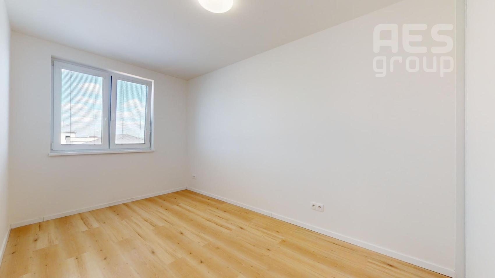 Prenájom 4 izbový dom Hubová ulica, Kostolište