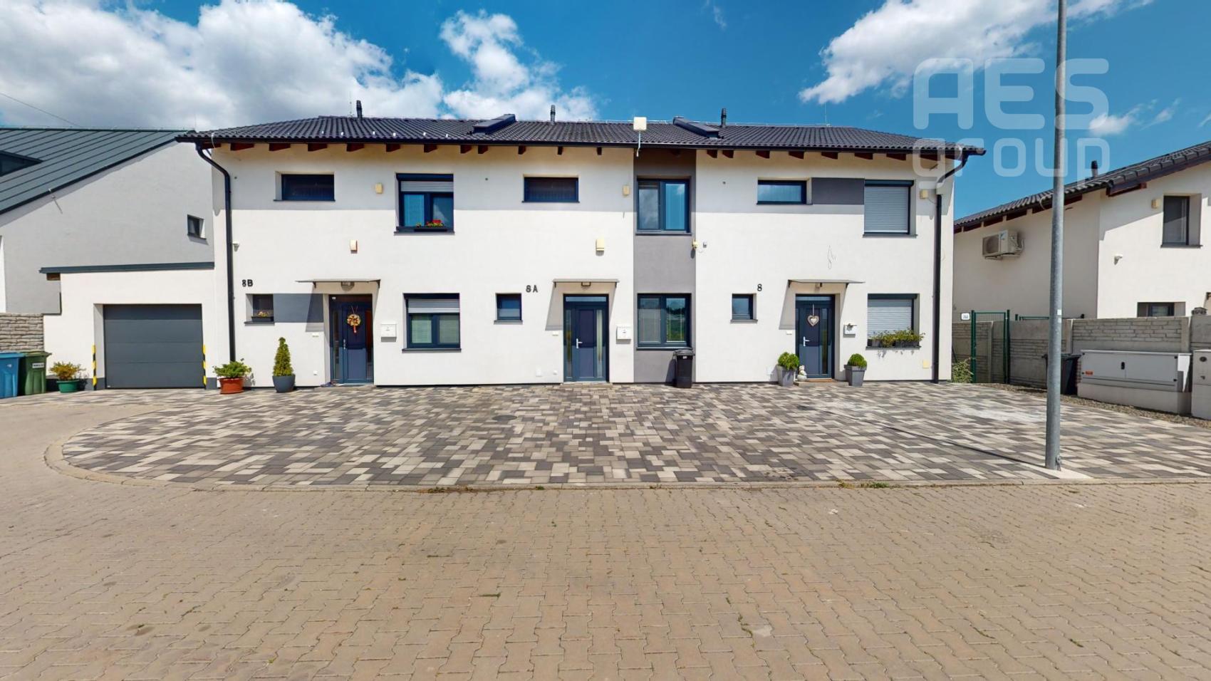 Prenájom 4 izbový dom Hubová ulica, Kostolište