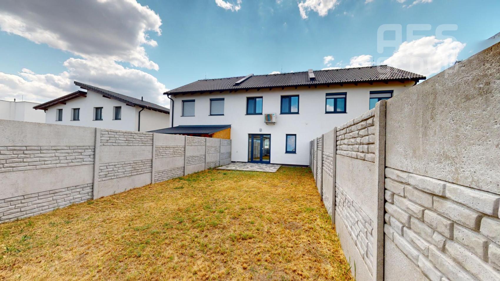 Prenájom 4 izbový dom Hubová ulica, Kostolište