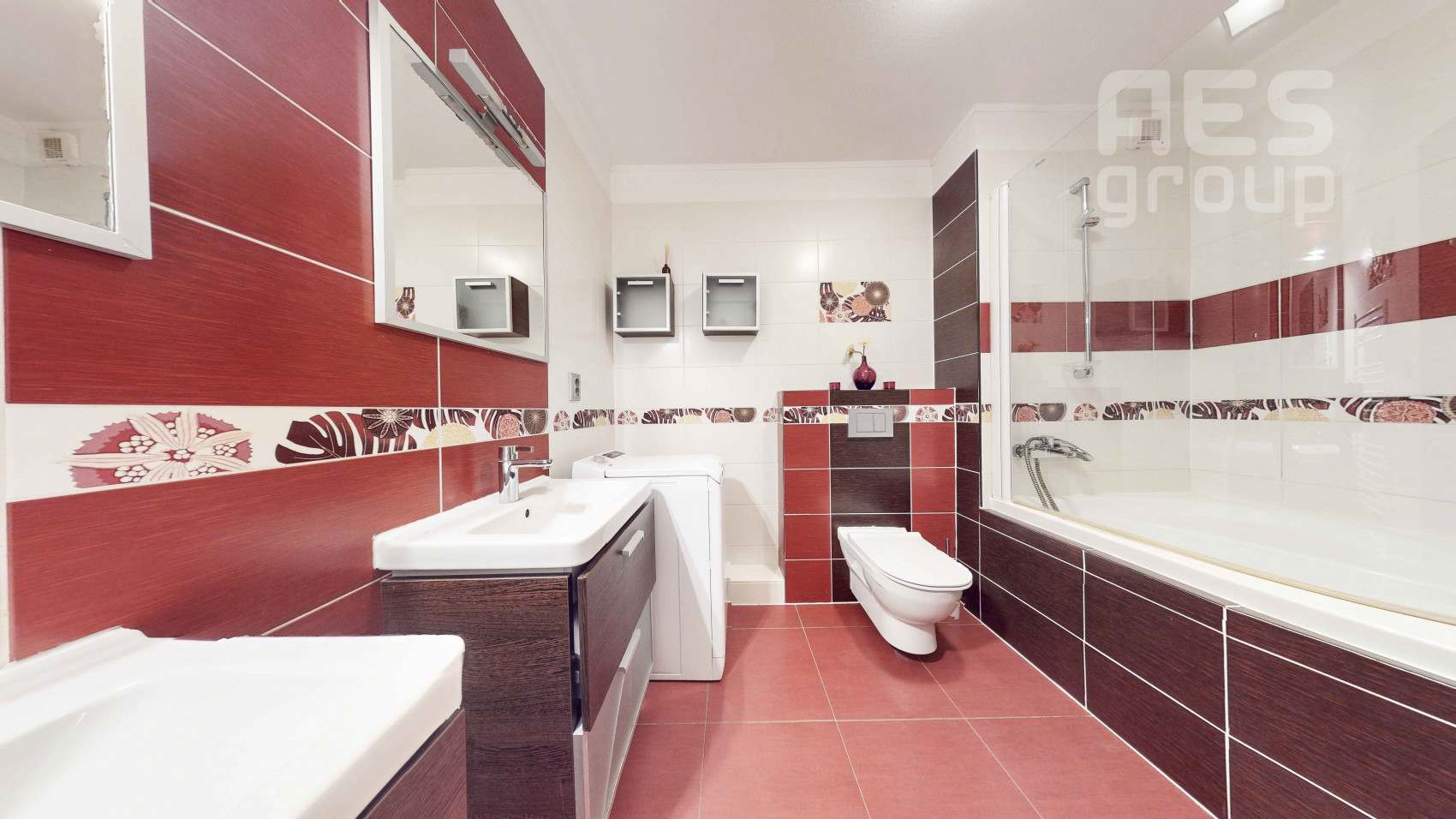 REZERVOVANÉ, PREDAJ, 3 izbový byt s priestrannou terasou a parkovacím státím, ul. Bočná, Stupava