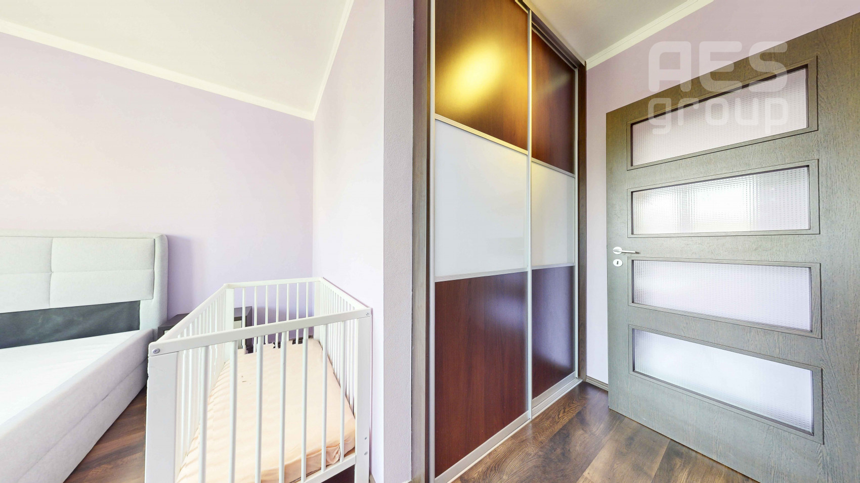 REZERVOVANÉ, PREDAJ, 3 izbový byt s priestrannou terasou a parkovacím státím, ul. Bočná, Stupava