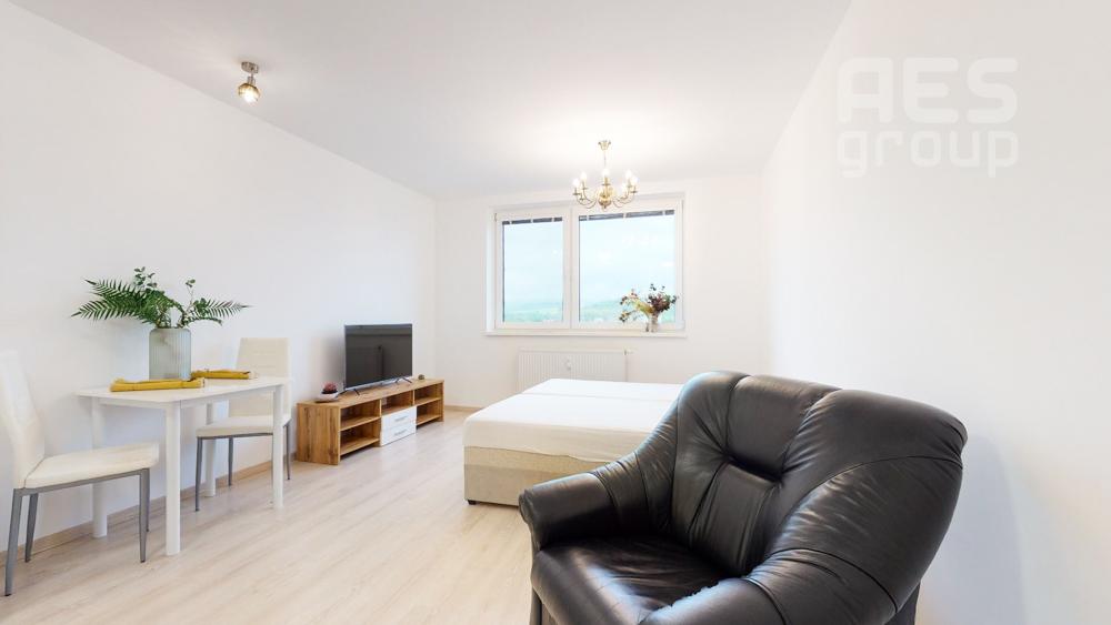 PRENÁJOM, 1 izbový byt s parkovaním na ulici Jána Ondruša v Stupave