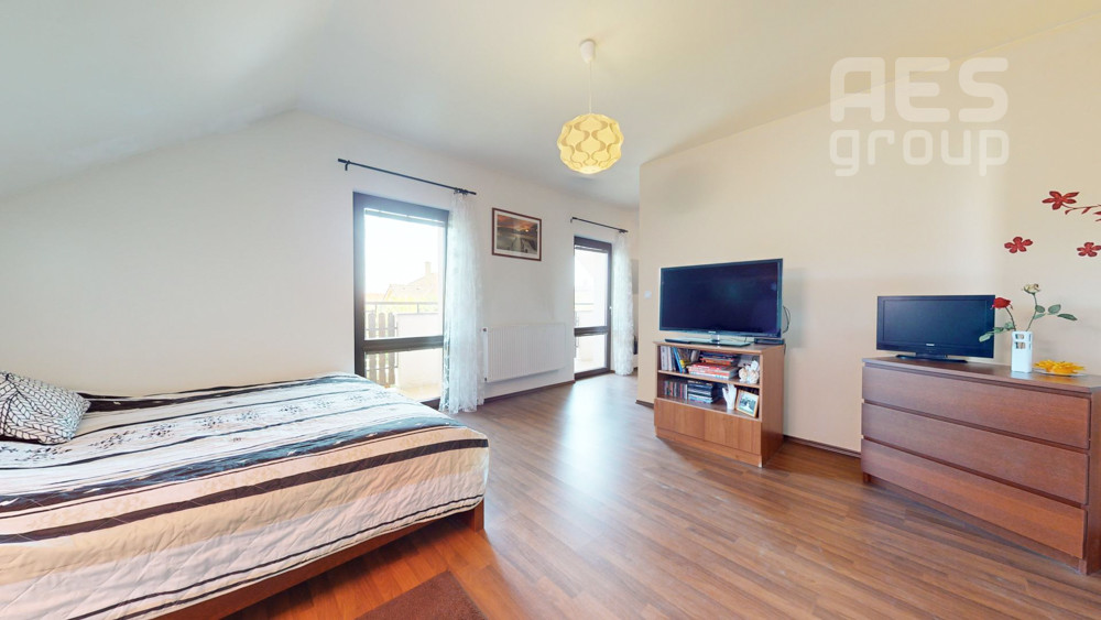 PREDAJ, 4i rodinný dom s garážou, ul. Dobšinského, Senec