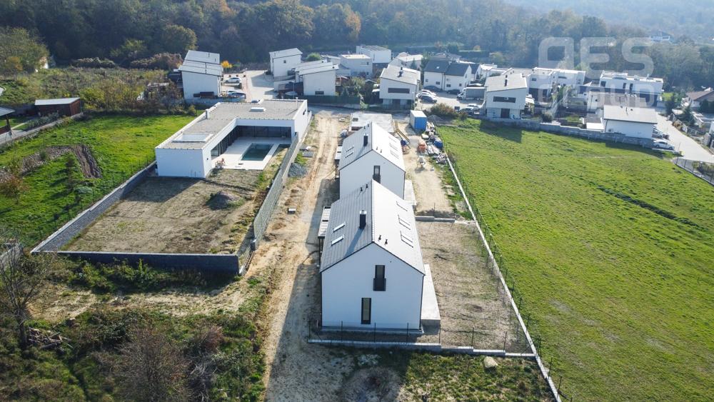 PREDAJ, 5 IZBOVÝ DOM, KREMENICA, STUPAVA - KOLAUDUJEME