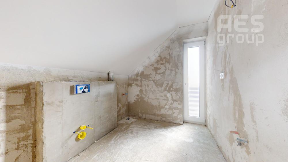 PREDAJ, 5 IZBOVÝ DOM, KREMENICA, STUPAVA - KOLAUDUJEME