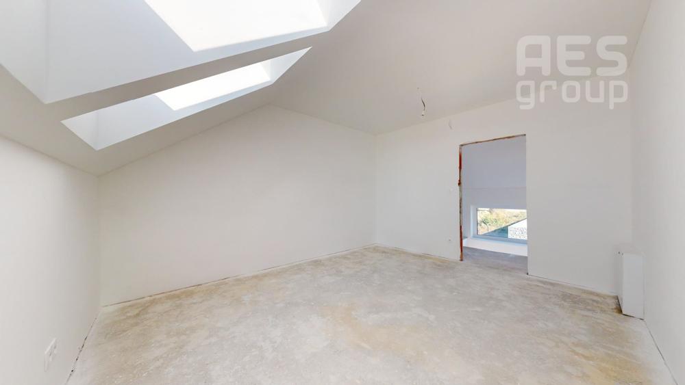 PREDAJ, 5 IZBOVÝ DOM, KREMENICA, STUPAVA - KOLAUDUJEME