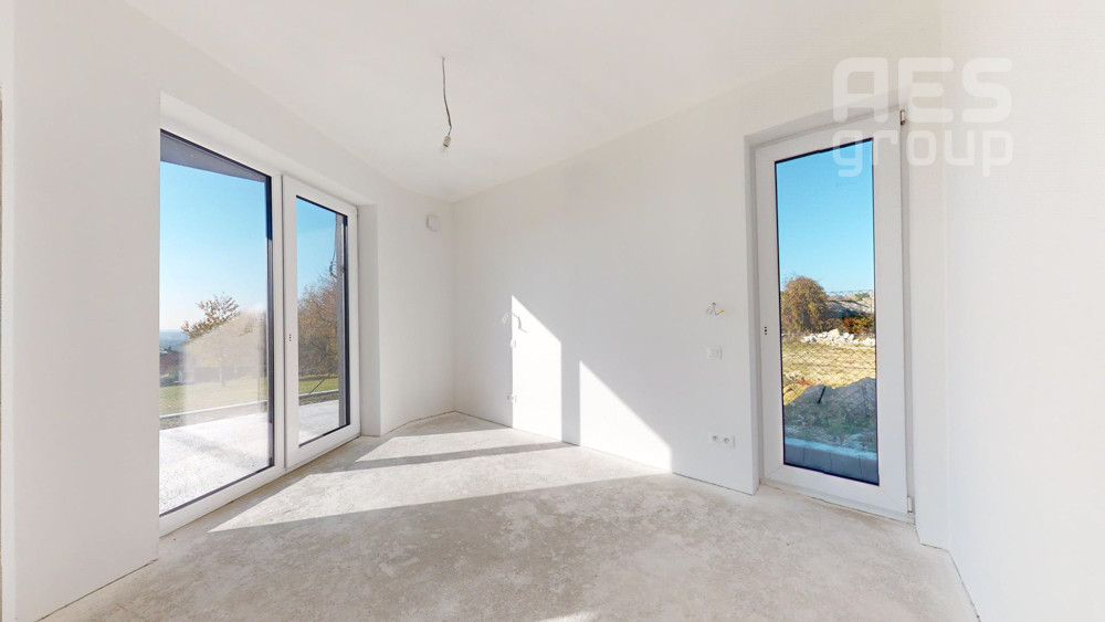 PREDAJ, 5 IZBOVÝ DOM, KREMENICA, STUPAVA - KOLAUDUJEME