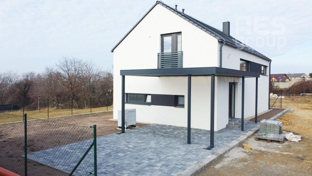 PREDAJ, 5 IZBOVÝ DOM, KREMENICA, STUPAVA - KOLAUDUJEME