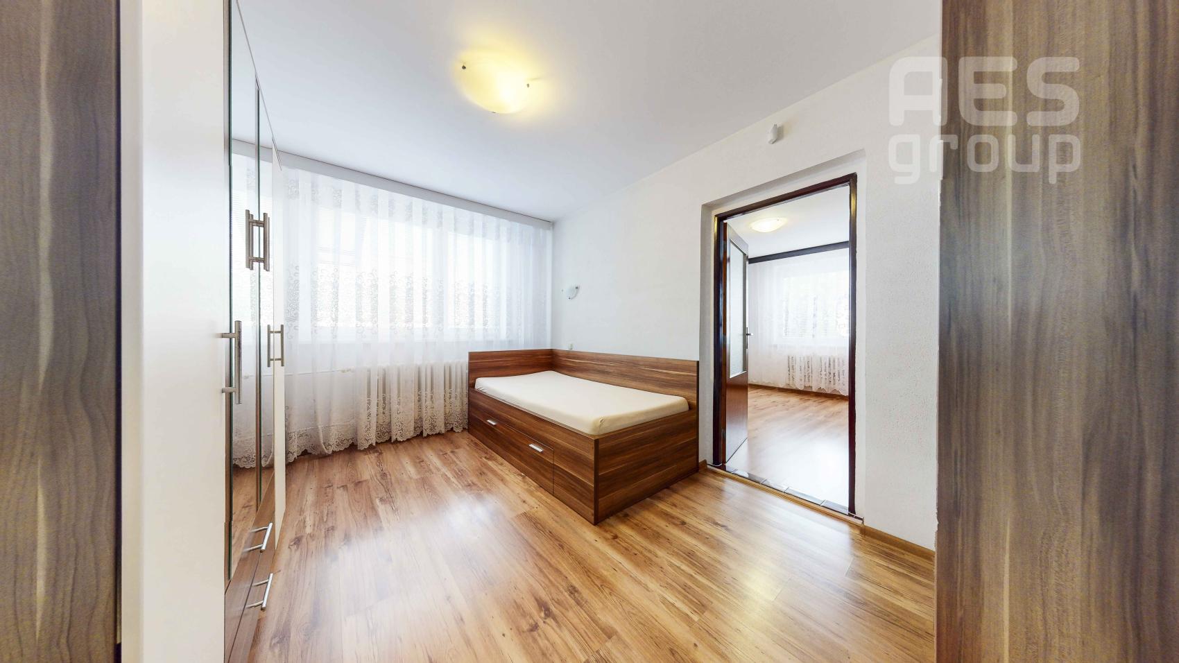 REZERVOVANÉ, PREDAJ, 4 izbový rodinný dom s prístavbou 2 izbového bytu, ul. Wolkerova, Stupava