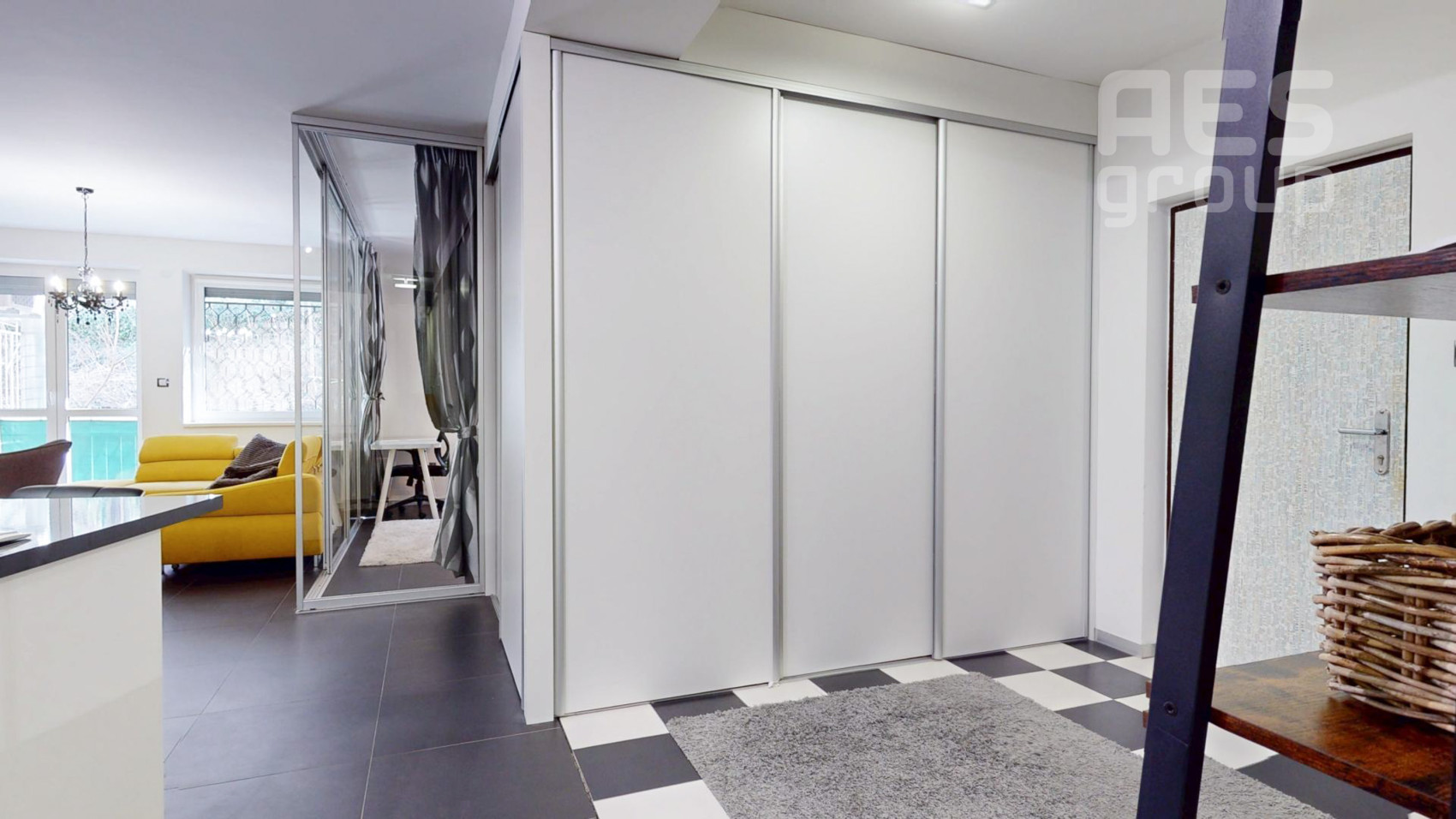 PRENÁJOM, DIZAJNOVÝ 2 IZBOVÝ BYT S GARÁŽOVÝM STÁTIM, ZÁMOCKÁ UL. , STARÉ MESTO