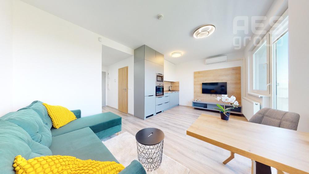 PREDAJ, 1 izbový byt s balkónom, Ovocné sady , BA - Ružinov