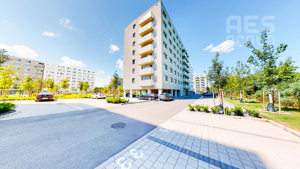 PREDAJ, 1 izbový byt s balkónom, Ovocné sady , BA - Ružinov