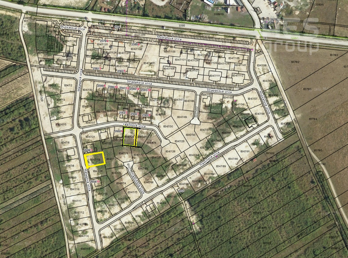 PREDAJ, pozemok so stavebným povolením na dvojdom, Modra, Malé Hliny, Malagová ul.