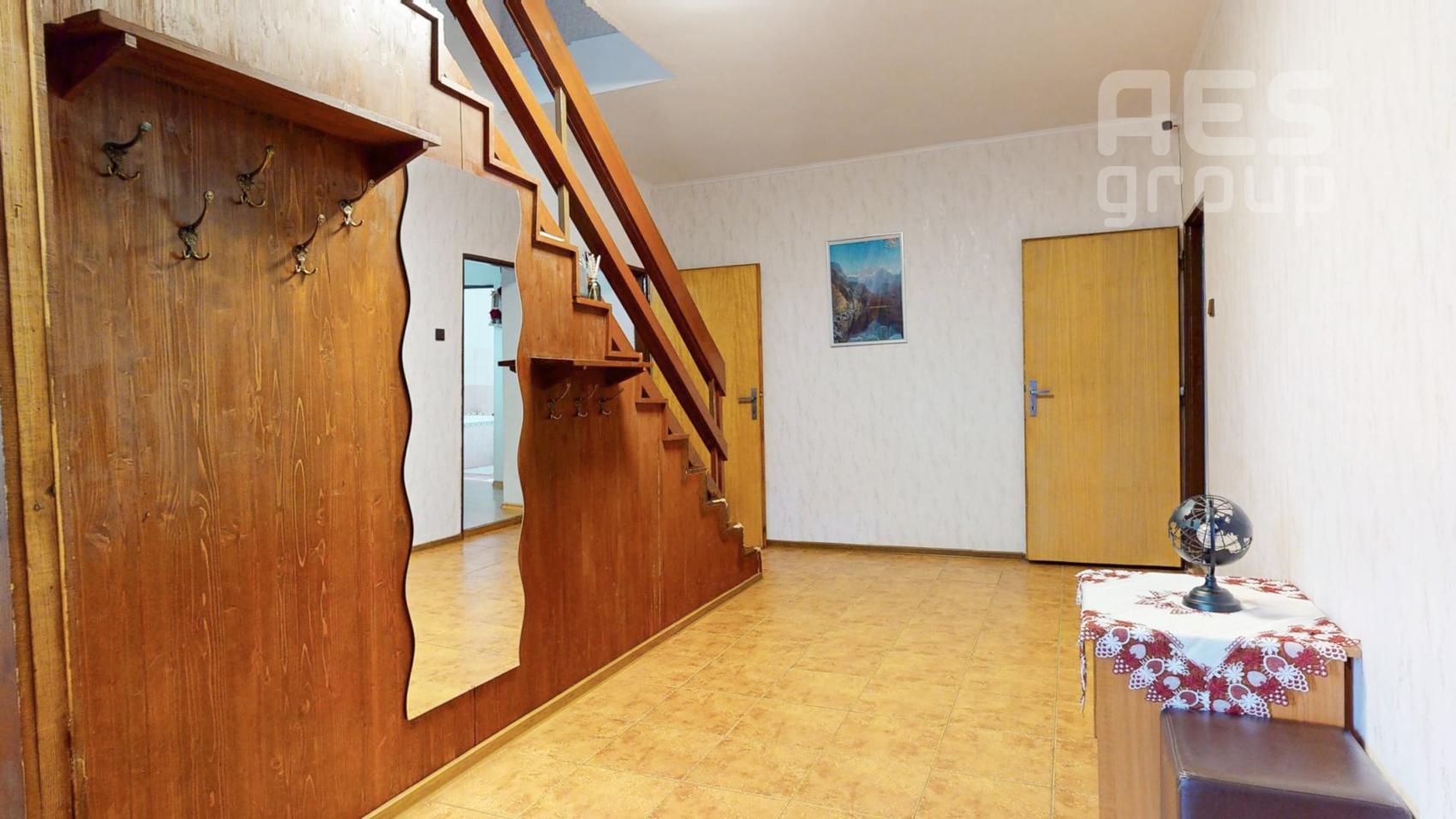 PREDAJ, dvojgeneračný rodinný dom s veľkým pozemkom v obci Vysoká pri Morave