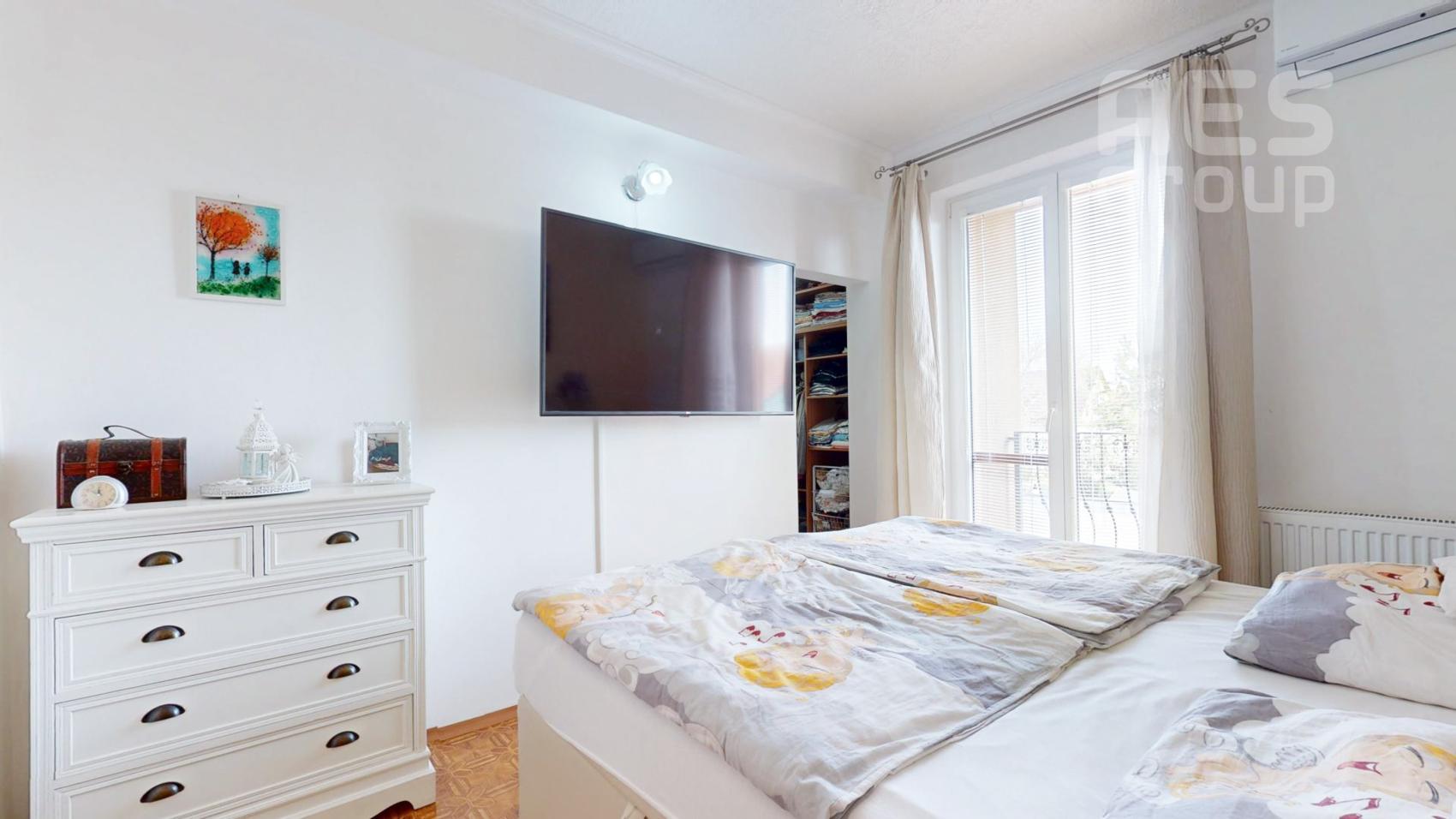 PREDAJ, dvojgeneračný rodinný dom s veľkým pozemkom v obci Vysoká pri Morave