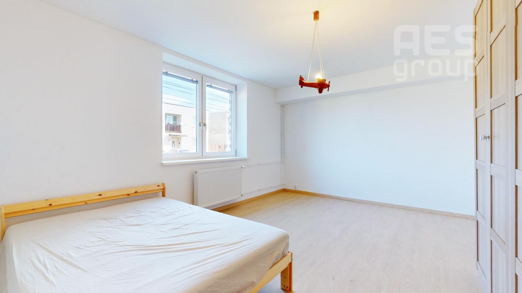 PREDAJ, rodinný dom s veľkým pozemkom v obci Kuchyňa