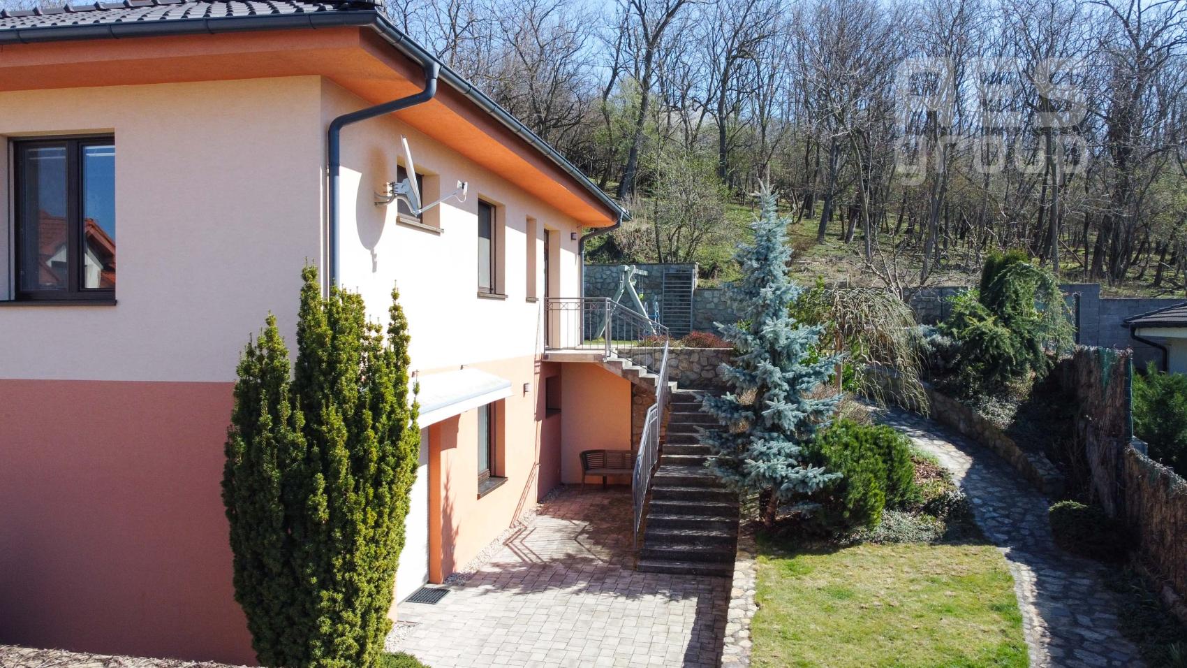 PREDAJ, 5i rodinný dom, ul. Slnečná, Stupava