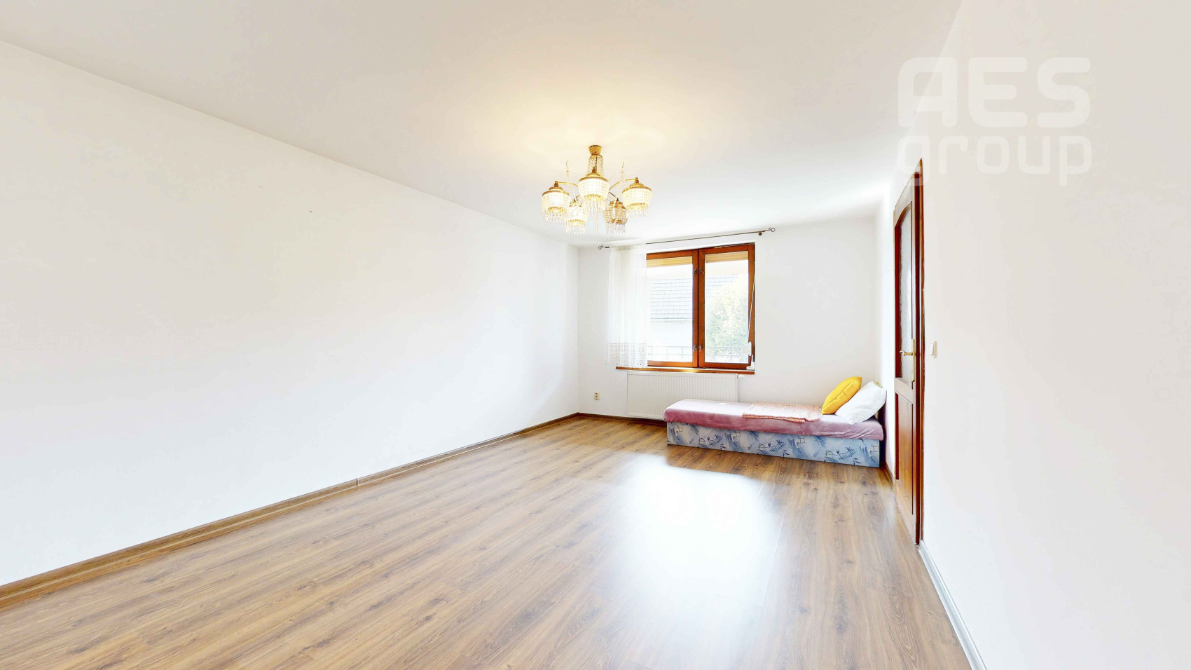 PREDAJ, dvojpodlažný 6 izbový rodinný dom, ul. Na vlkovkách, Záhorská Bystrica