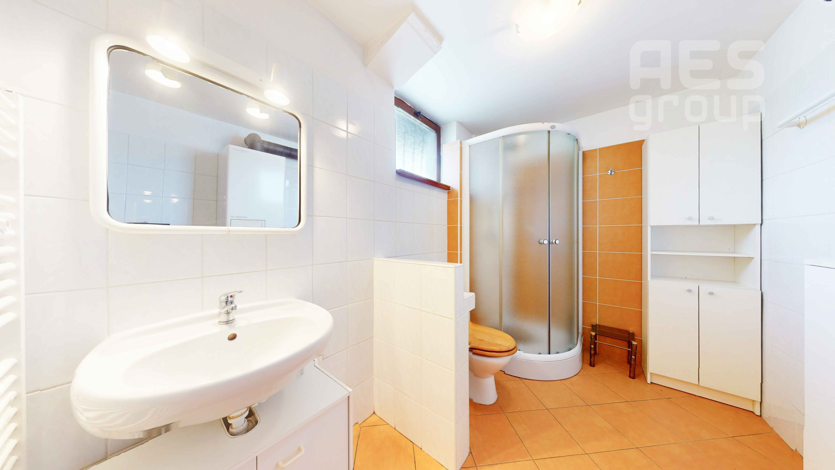 PREDAJ, dvojpodlažný 6 izbový rodinný dom, ul. Na vlkovkách, Záhorská Bystrica