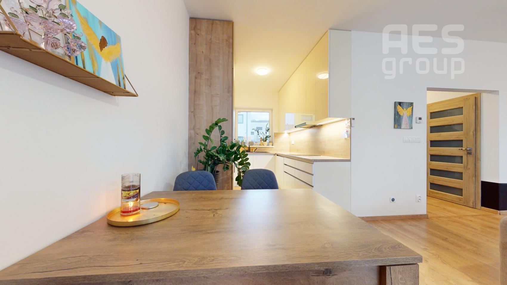 PREDAJ, 3 izbový mezonetový byt v novostavbe so záhradou, lokalita Nová Obora, Stupava