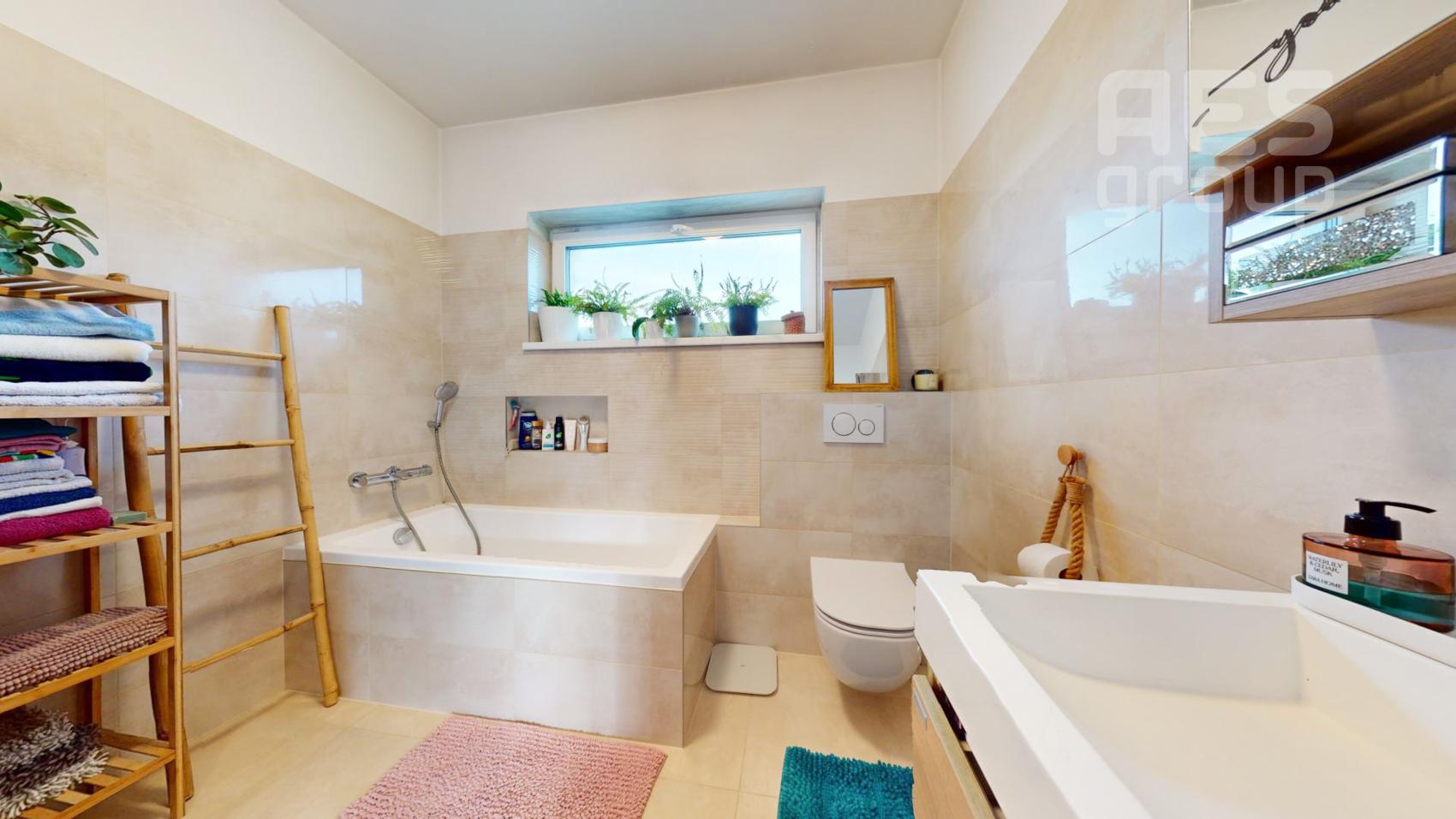 PREDAJ, 3 izbový mezonetový byt v novostavbe so záhradou, lokalita Nová Obora, Stupava