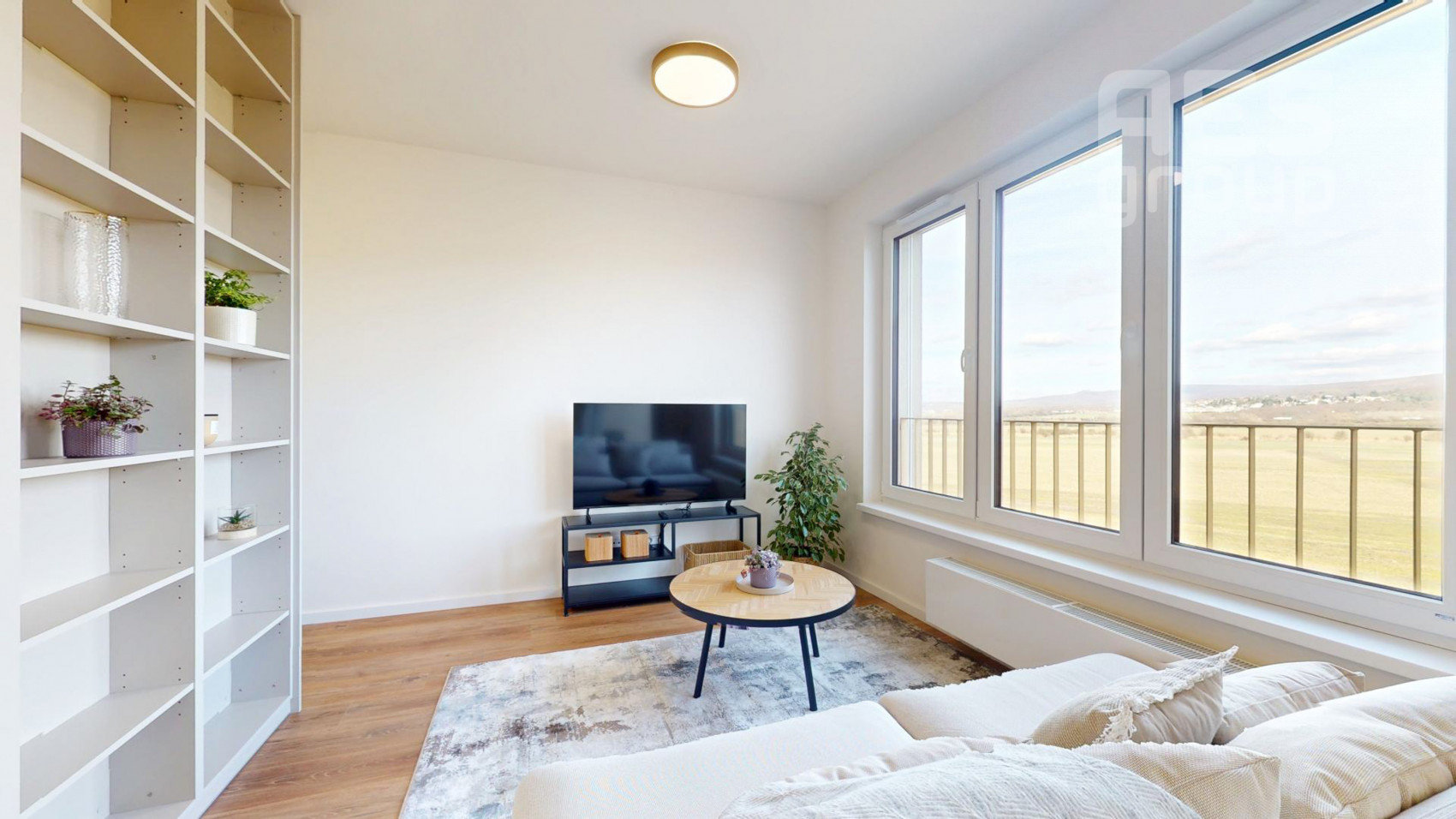 PRENÁJOM, 1,5 izbový byt s parkovacím státím a balkónom, Projekt BORY