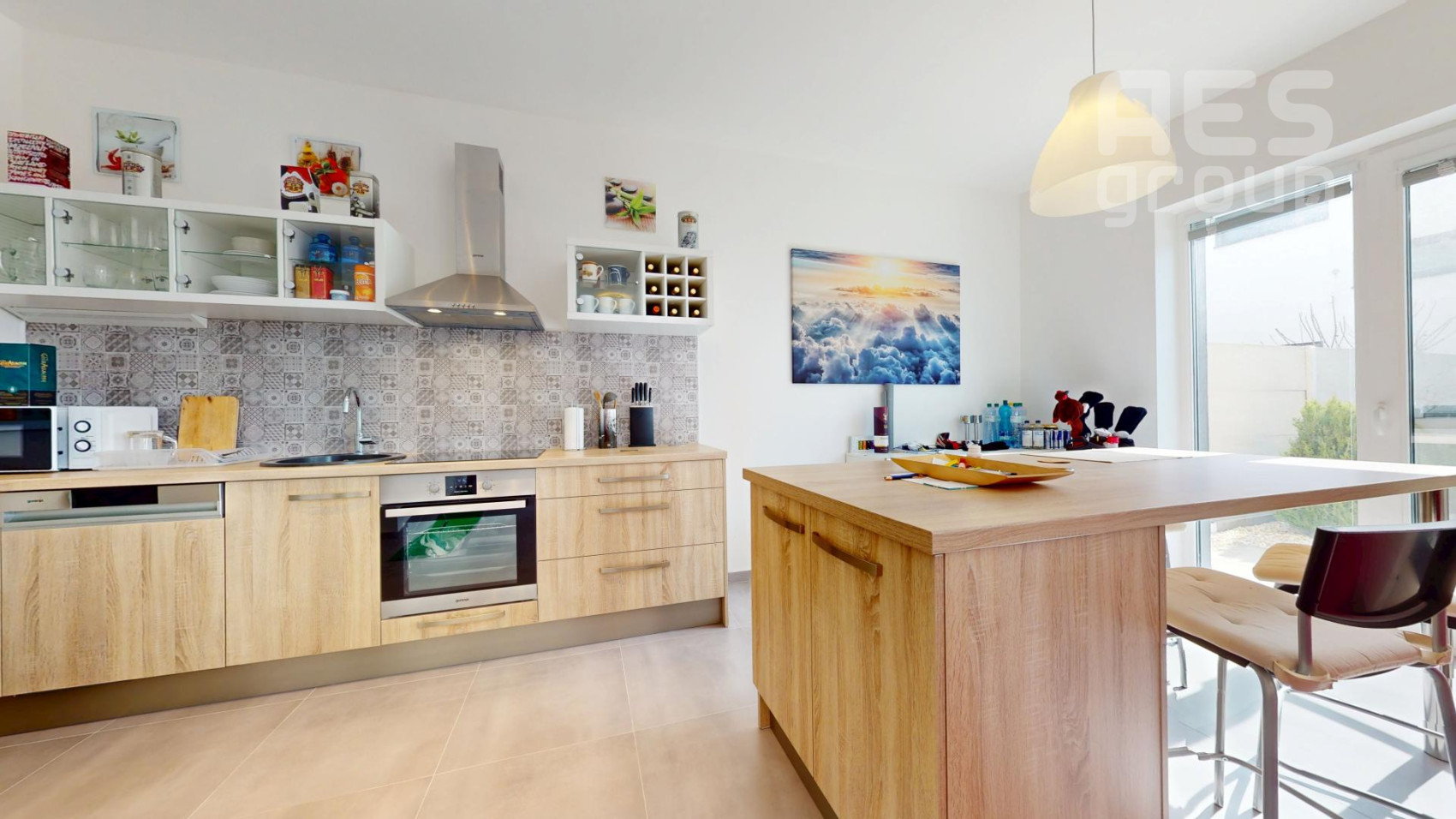 PREDAJ, priestranný 3 izbový radový RD, Pastierska ul. Stupava