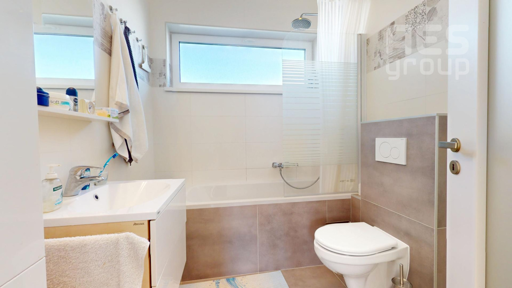 PREDAJ, priestranný 3 izbový radový RD, Pastierska ul. Stupava