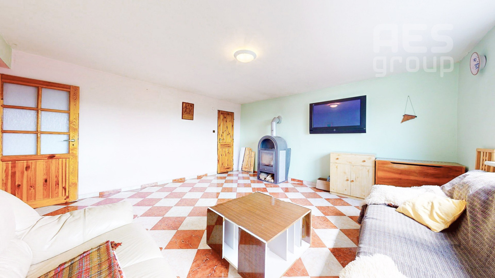 PREDAJ, CHATA, LINTÁVY, STUPAVA