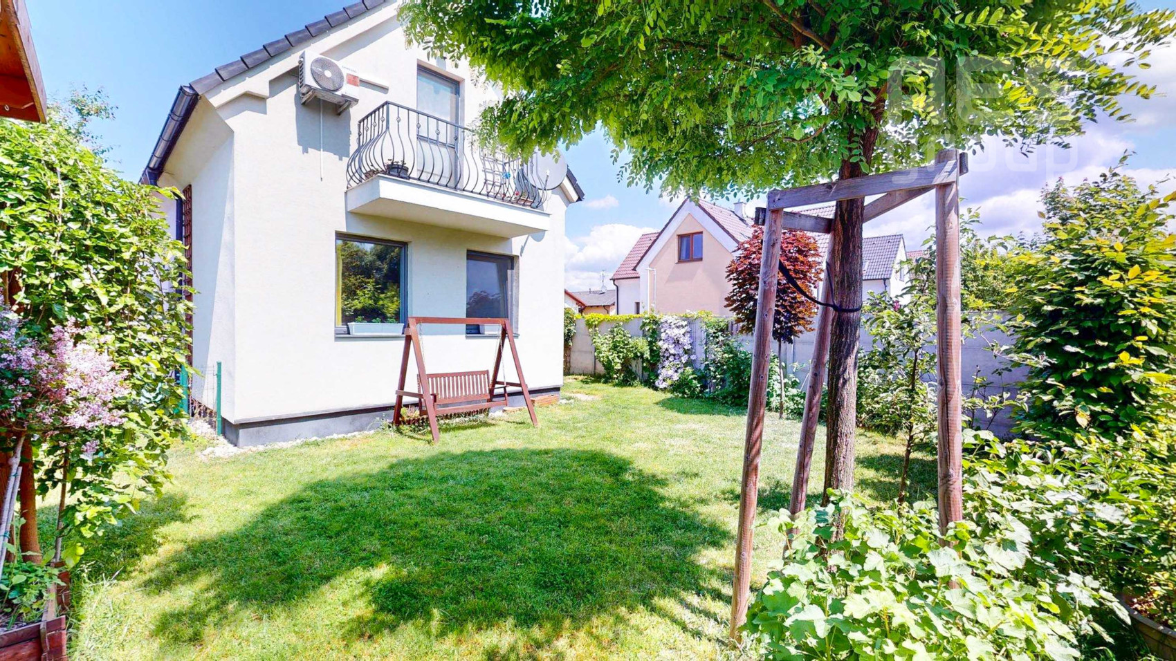 PREDAJ, 4i rodinný dom, ul. Lipová, Marianka