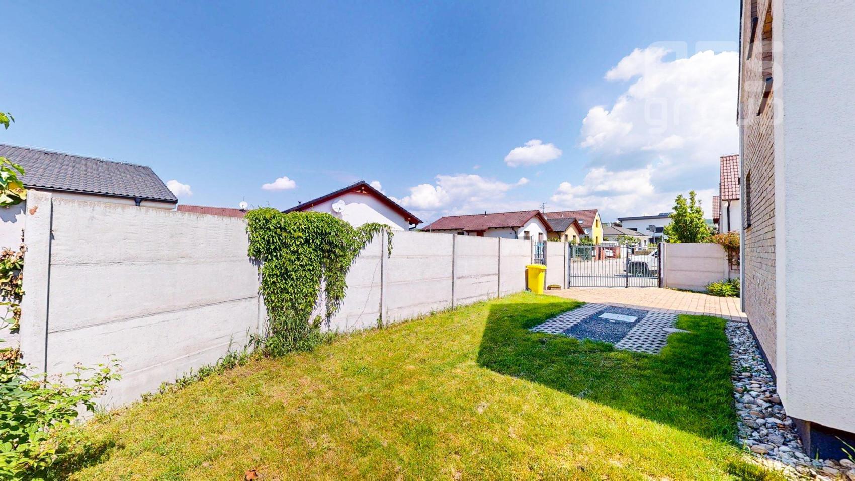 PREDAJ, 4i rodinný dom, ul. Lipová, Marianka