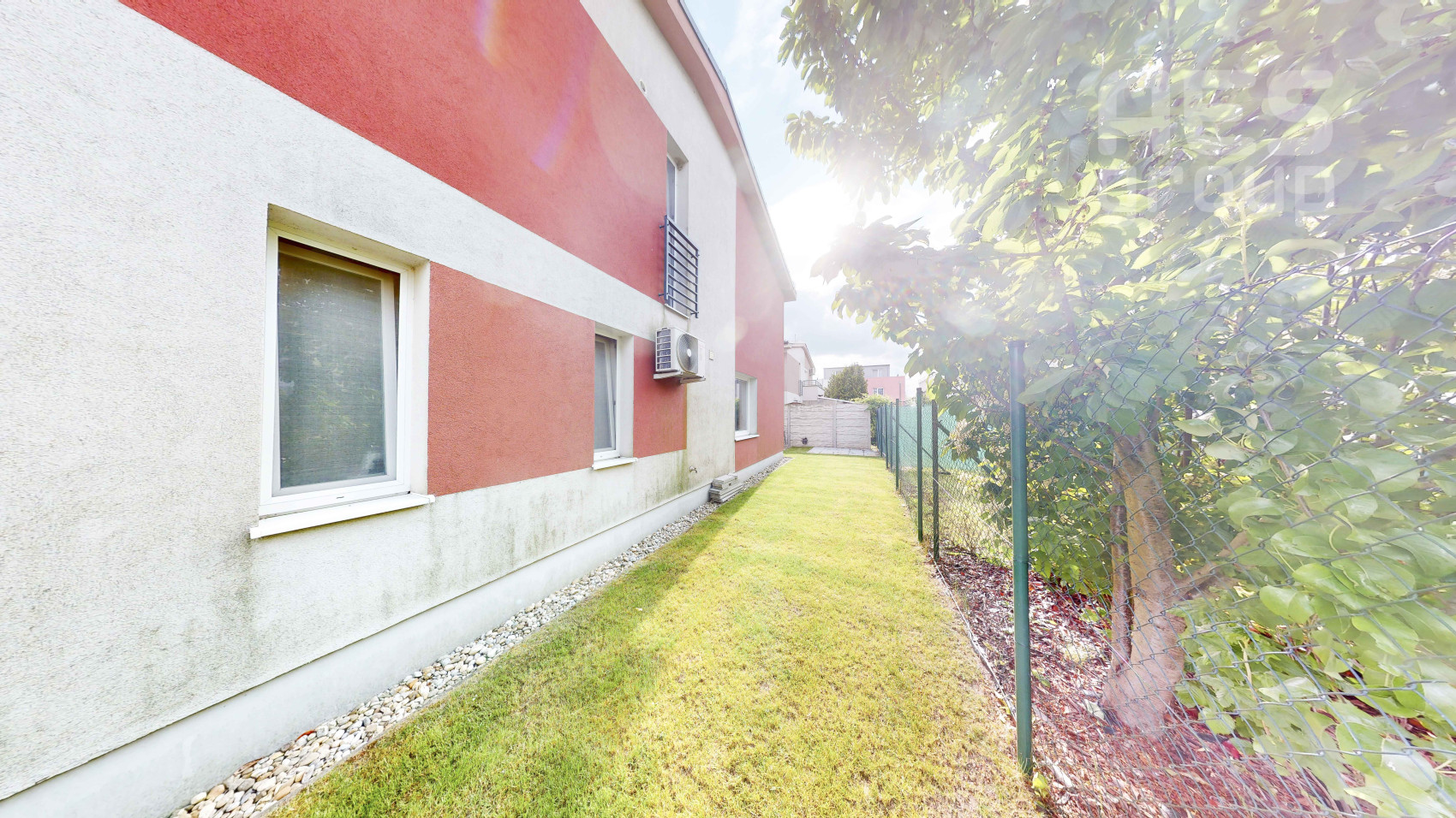 PREDAJ, 3i mezonetový byt v s predzáhradkou, ul. Jána Ondruša, Stupava