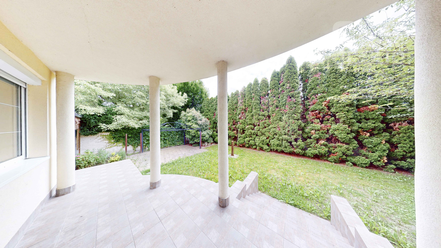 REZERVOVANÉ, PREDAJ, 5i rodinný dom s dvojgarážovú, ul. Juračkova, Stupava