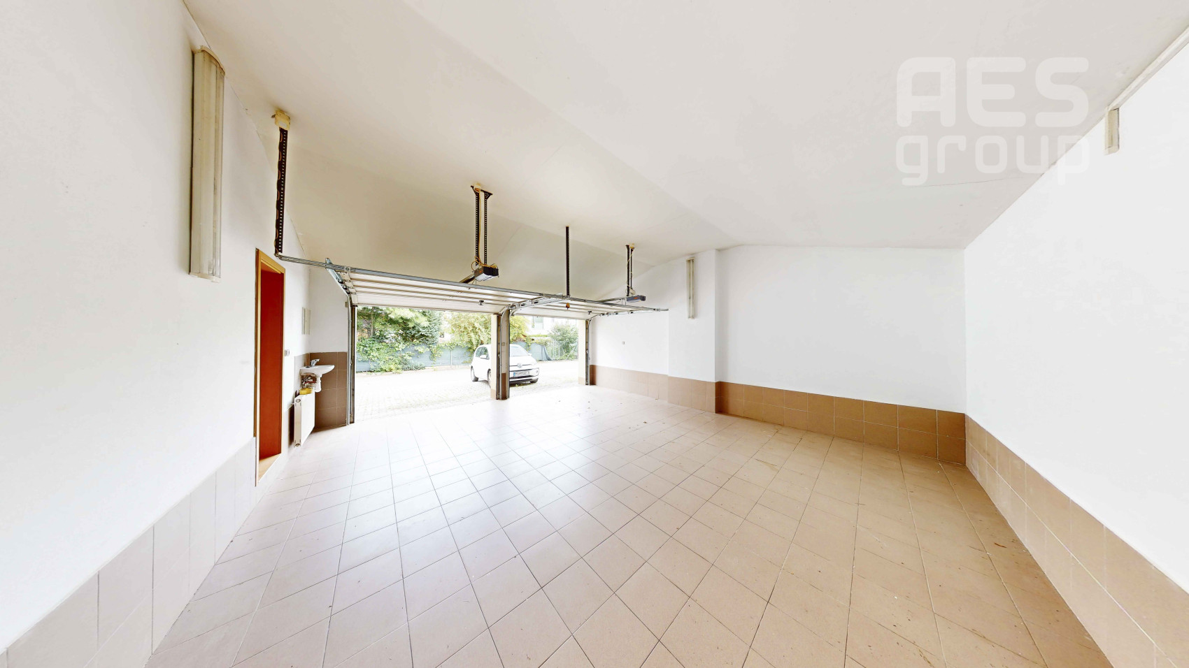 REZERVOVANÉ, PREDAJ, 5i rodinný dom s dvojgarážovú, ul. Juračkova, Stupava