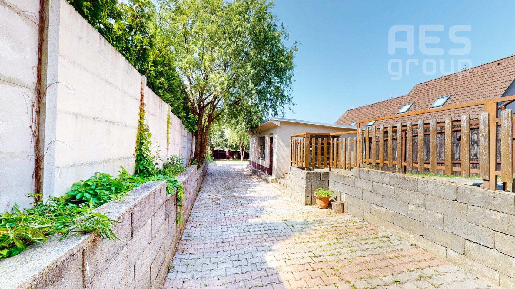 PREDAJ, 5i rodinný dom s veľkým pozemkom, ul. Karpatská, Marianka