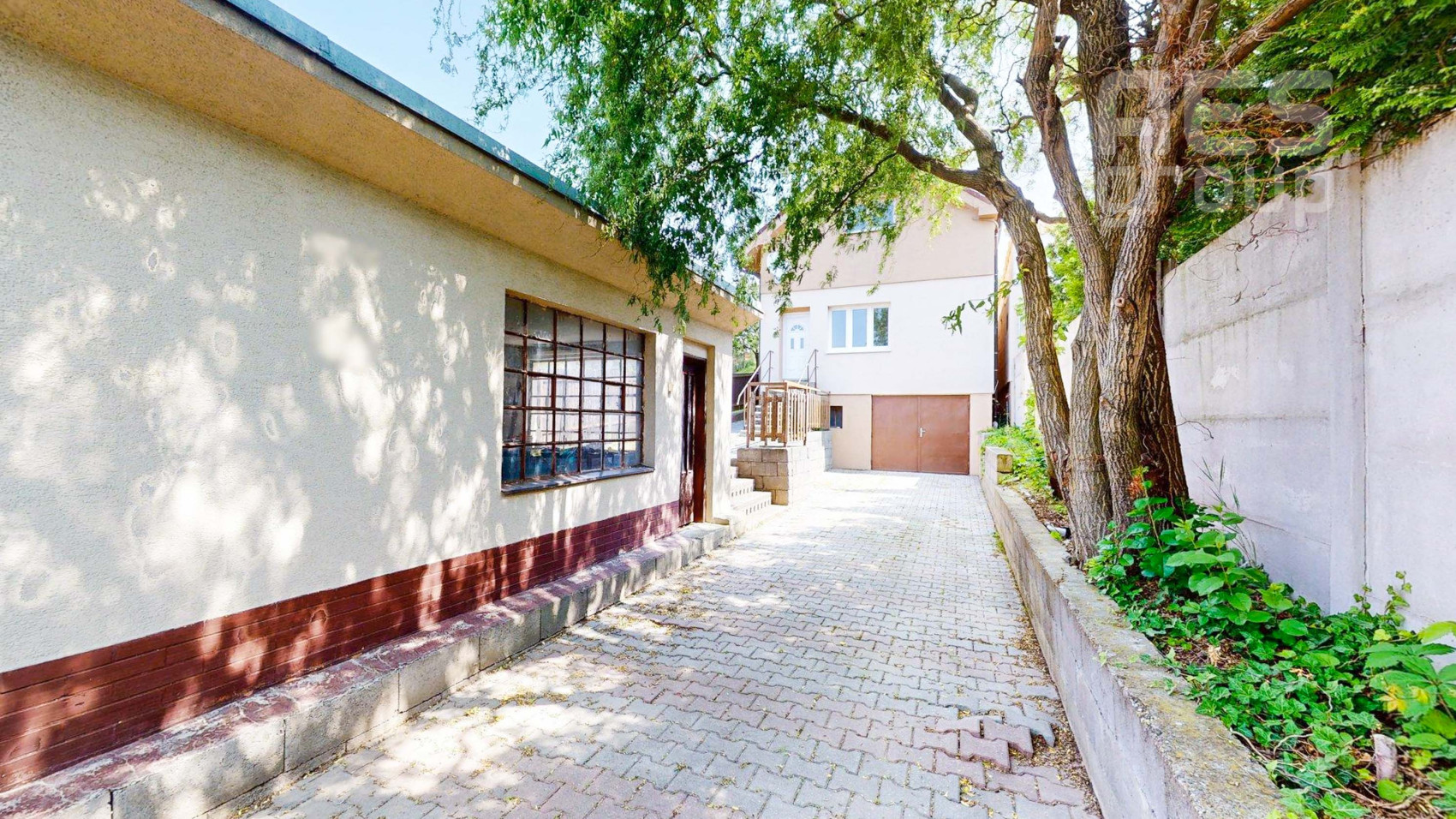 PREDAJ, 5i rodinný dom s veľkým pozemkom, ul. Karpatská, Marianka