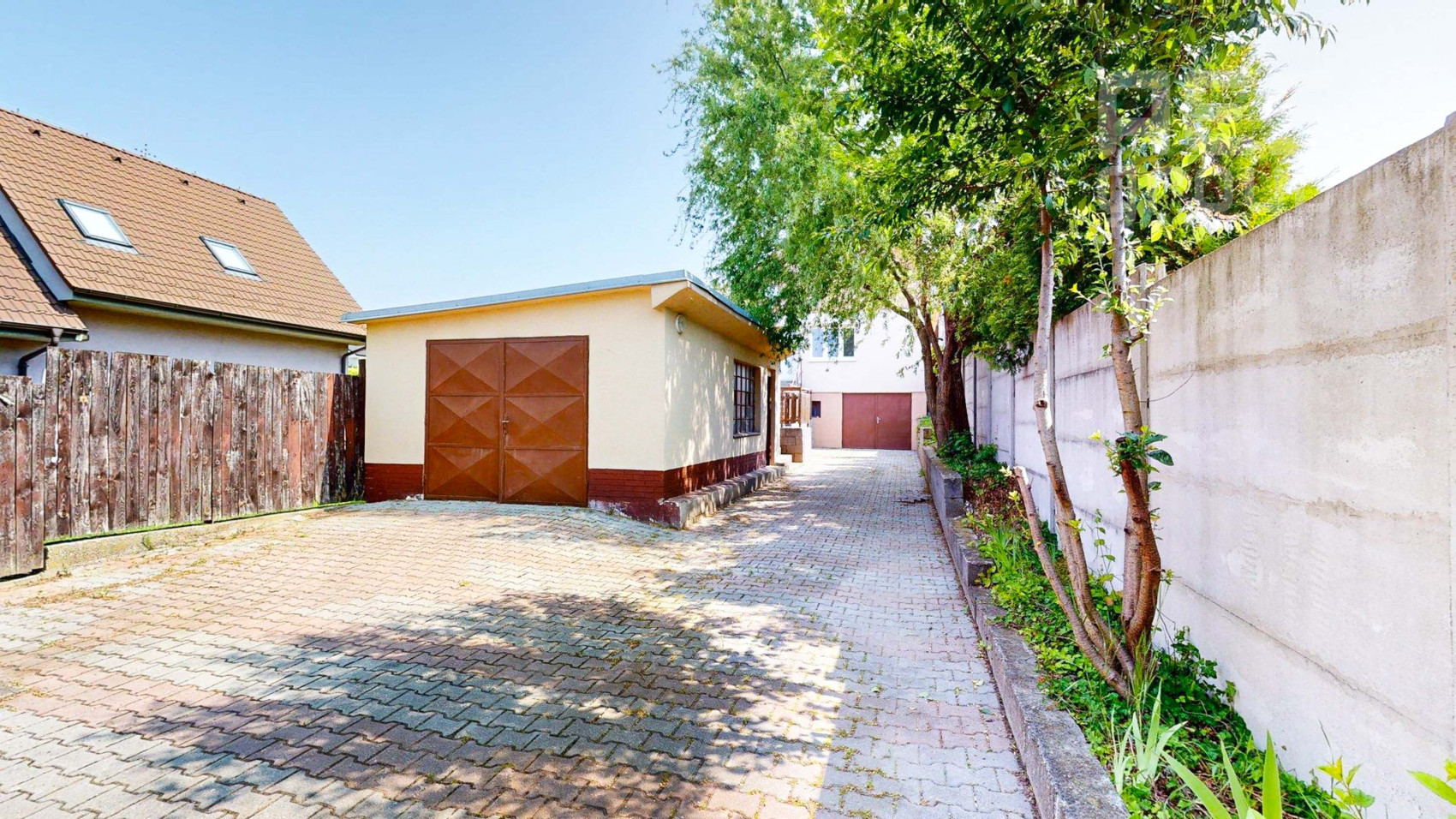 PREDAJ, 5i rodinný dom s veľkým pozemkom, ul. Karpatská, Marianka