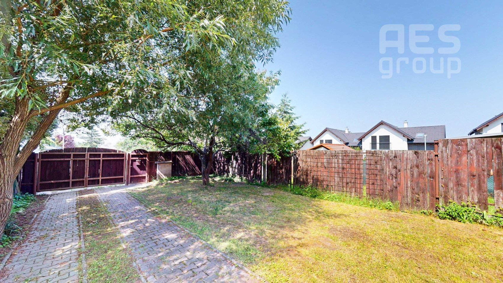 PREDAJ, 5i rodinný dom s veľkým pozemkom, ul. Karpatská, Marianka