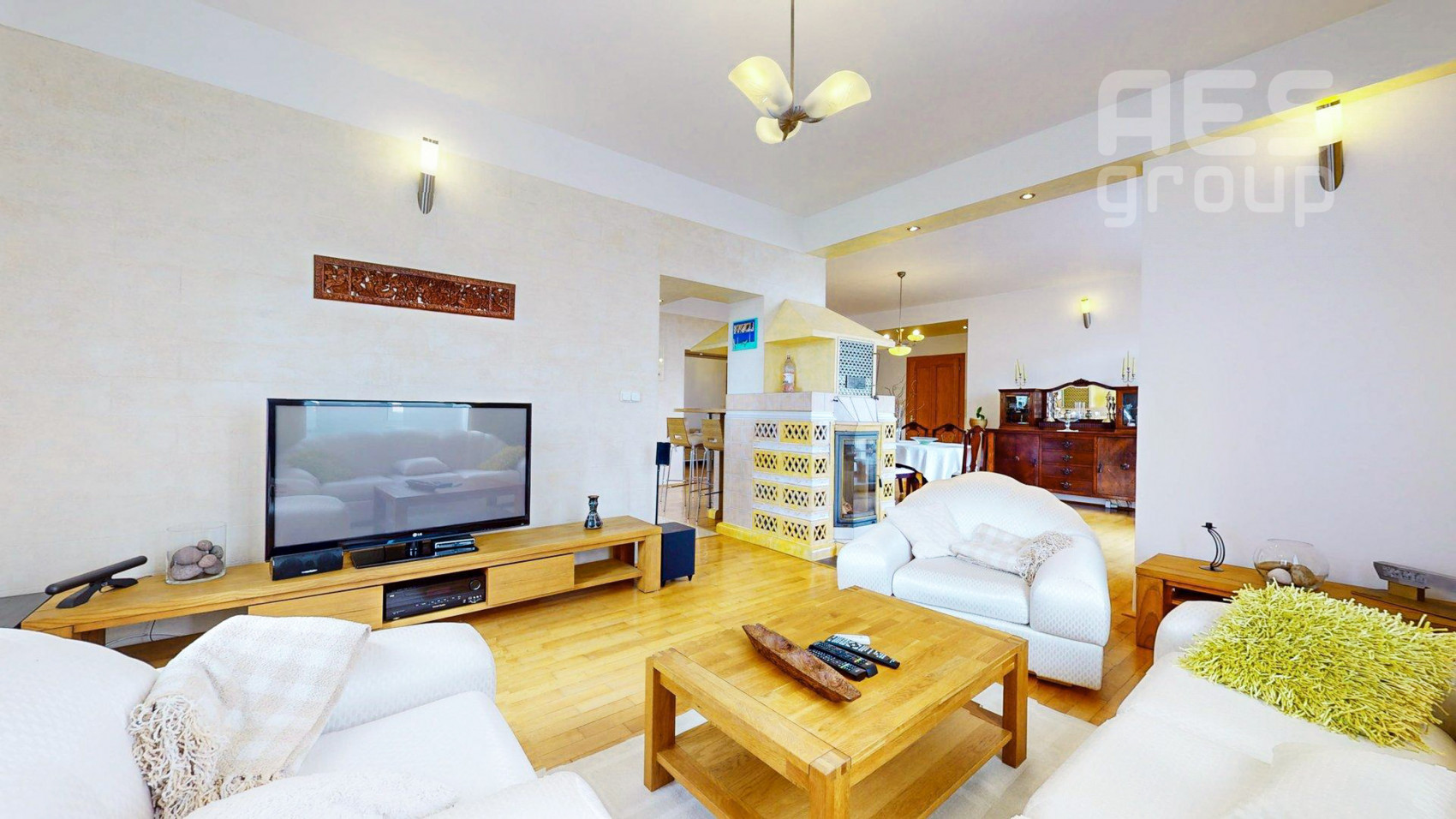 PRENÁJOM, JEDINEČNÝ 4 IZBOVÝ BYT, SMETANOVA, BRATISLAVA – STARÉ MESTO