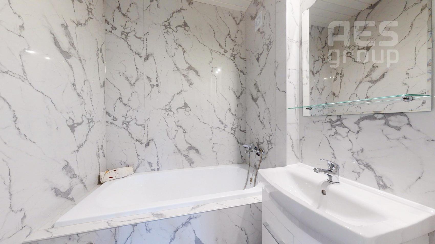 PREDAJ, 3 izbový byt s loggiou na ul. Hlavná v Stupave