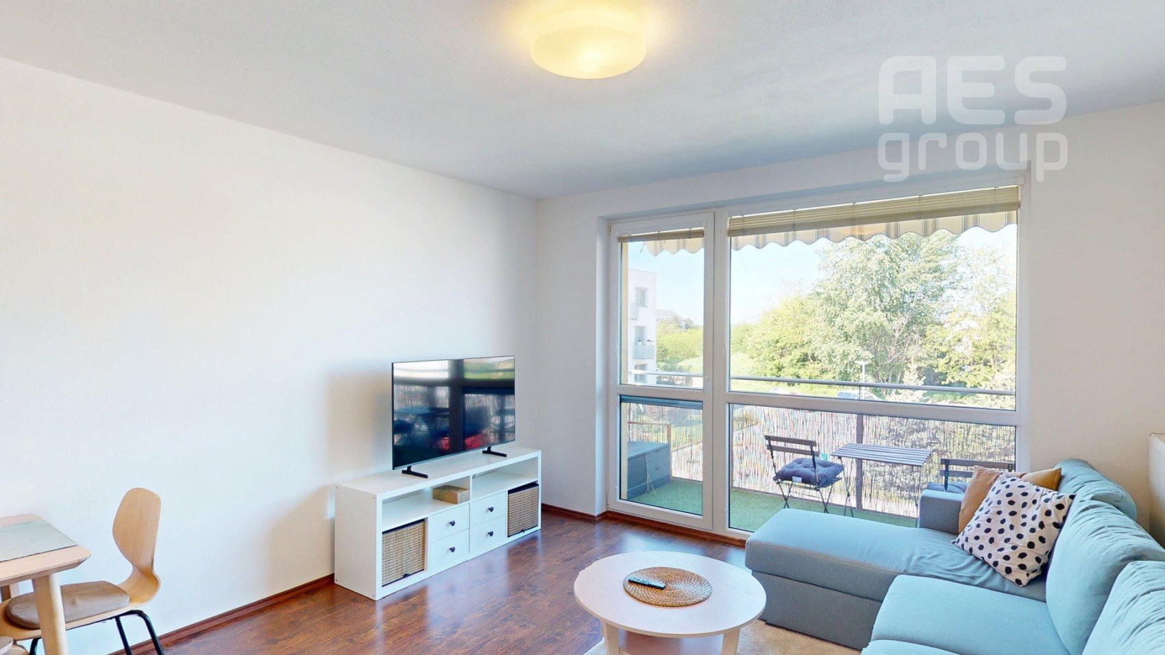 REZERVOVANÝ, zariadený 2 izbový byt s balkónom, Bočná ul. Stupava