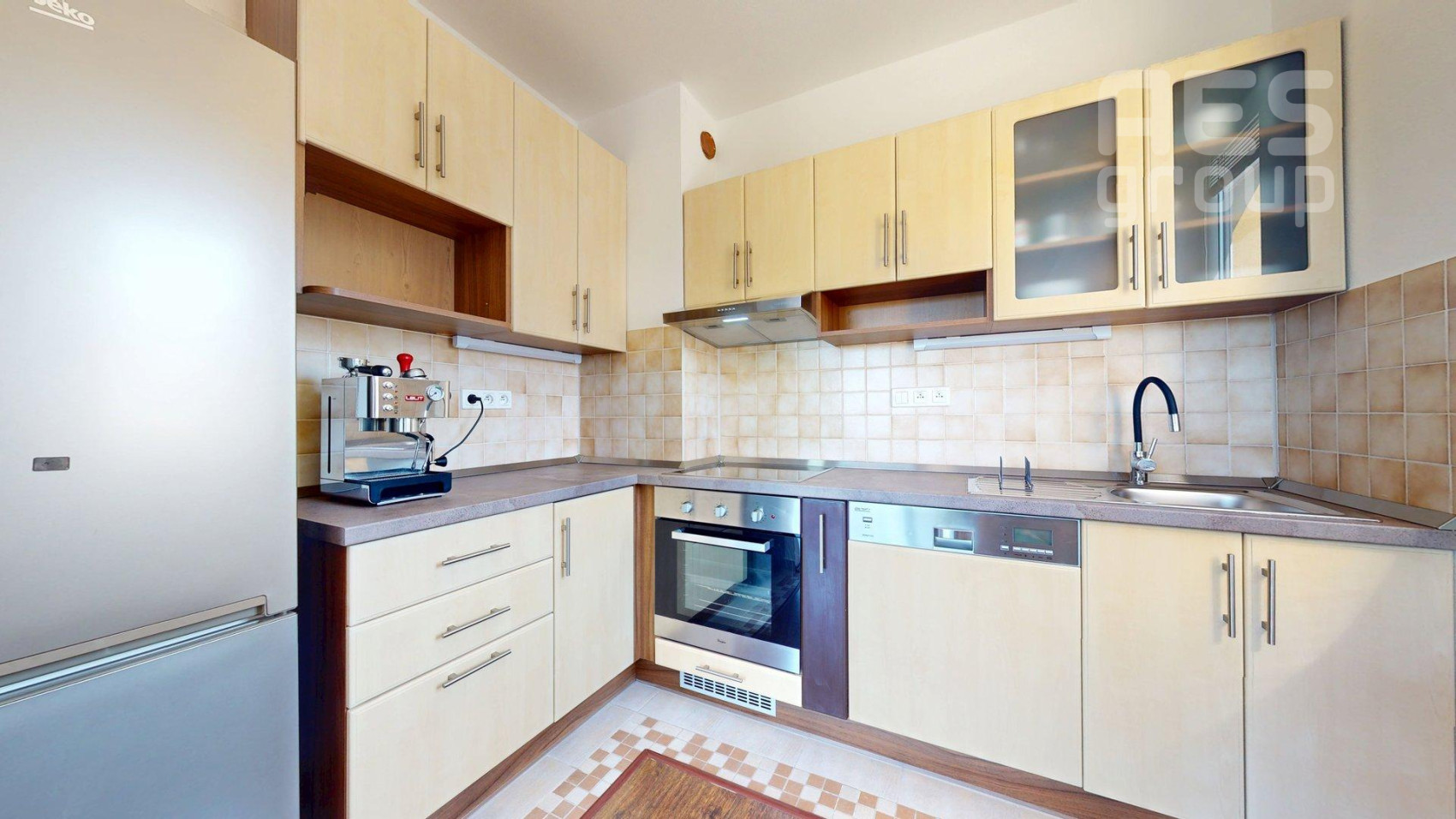 REZERVOVANÝ, zariadený 2 izbový byt s balkónom, Bočná ul. Stupava