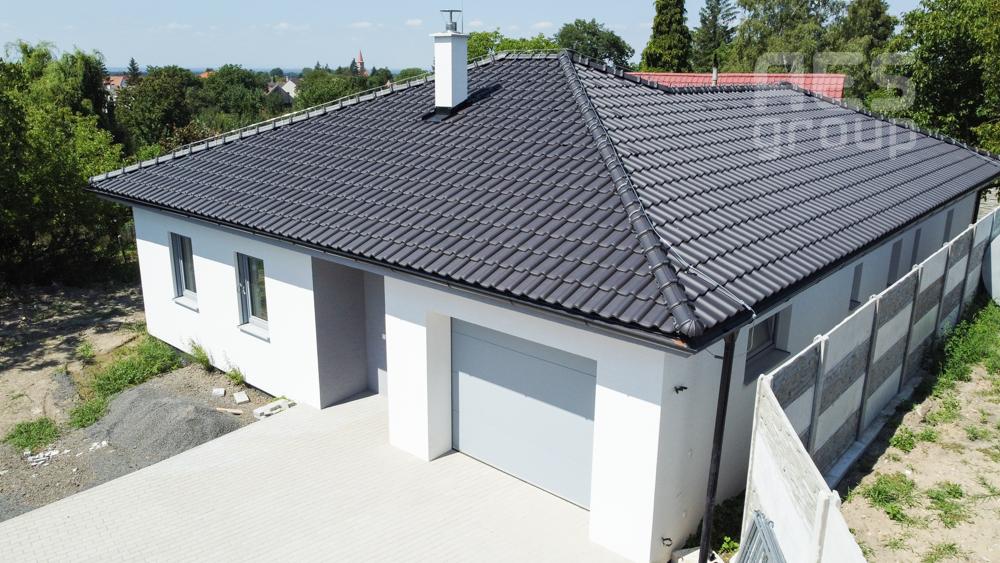 PREDAJ,  novostavba 4 izbového bungalovu s garážou, Jablonové