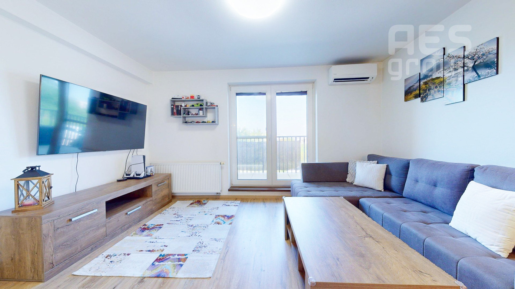 REZERVOVANÉ, PREDAJ, 2 izbový byt s dvoma balkónmi, ul. V. Šikulu, Stupava